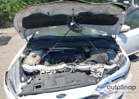 2017 Ford Focus Se из США, поврежденный, VIN 1FADP3F2XHL332132